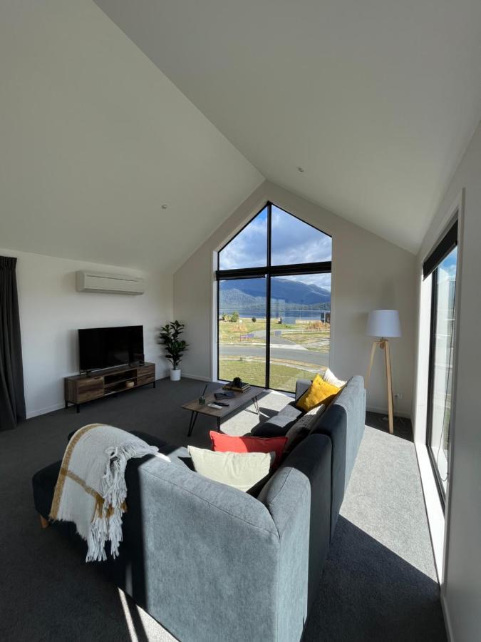 The Little Lake House Te Anau Exterior foto
